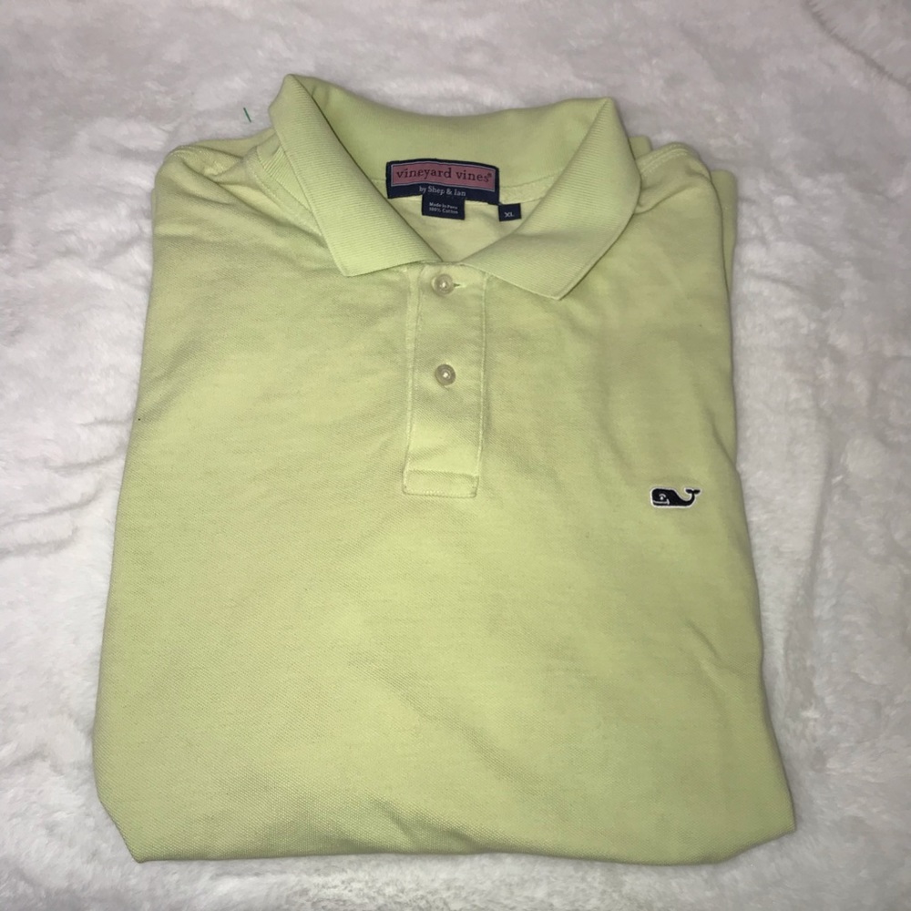 Guc Vineyard Vines short sleeve polo
